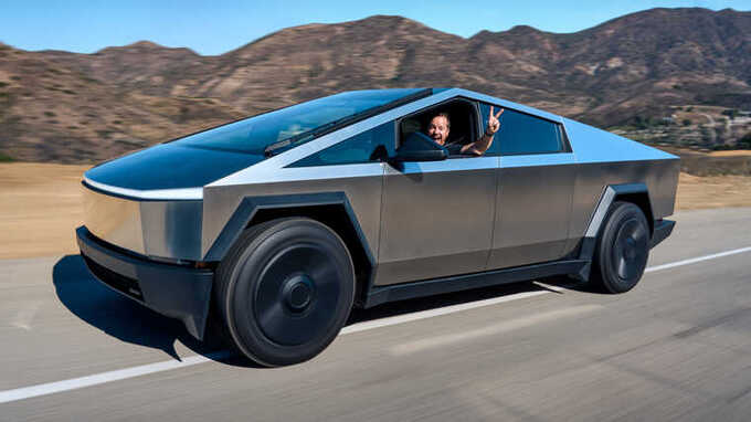 Tesla    CyberTruck -  